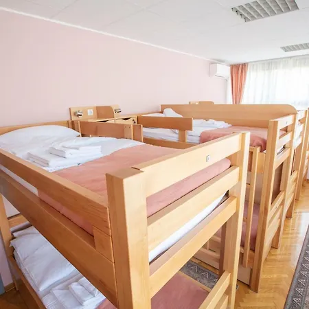 Hostel Amd